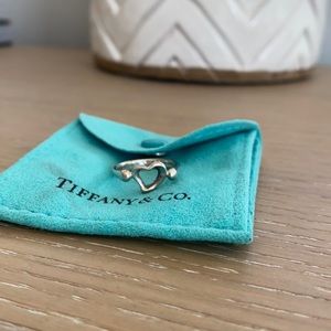 Tiffany & Co Elsa Peretti open heart ring.